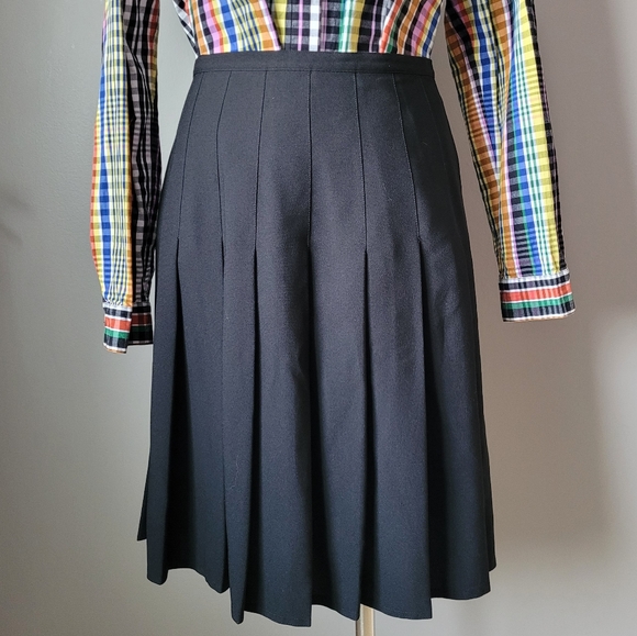 Vintage Dresses & Skirts - 90s black pleated mini Skater skirt